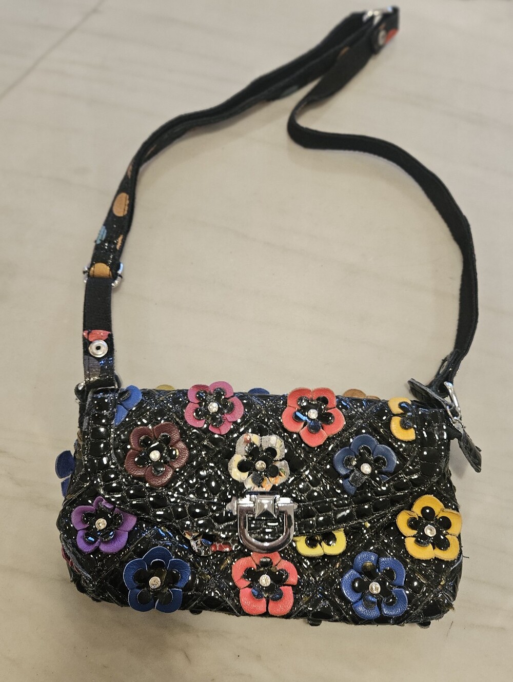 Vintage Y2K Croc-Embossed Shoulder Bag with 3D Multicolor Leather Flowers